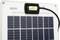Ein Solarmodul mit mehreren kleinen, dunkelblauen Solarpanelen und einem schwarzen Anschluss mit dem gelben Logo 'SunWare'.