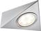 Dreieckige LED-Unterbauleuchte mit gebürsteter Metalloberfläche. Ideal zur Beleuchtung von Arbeitsflächen in Küchen.