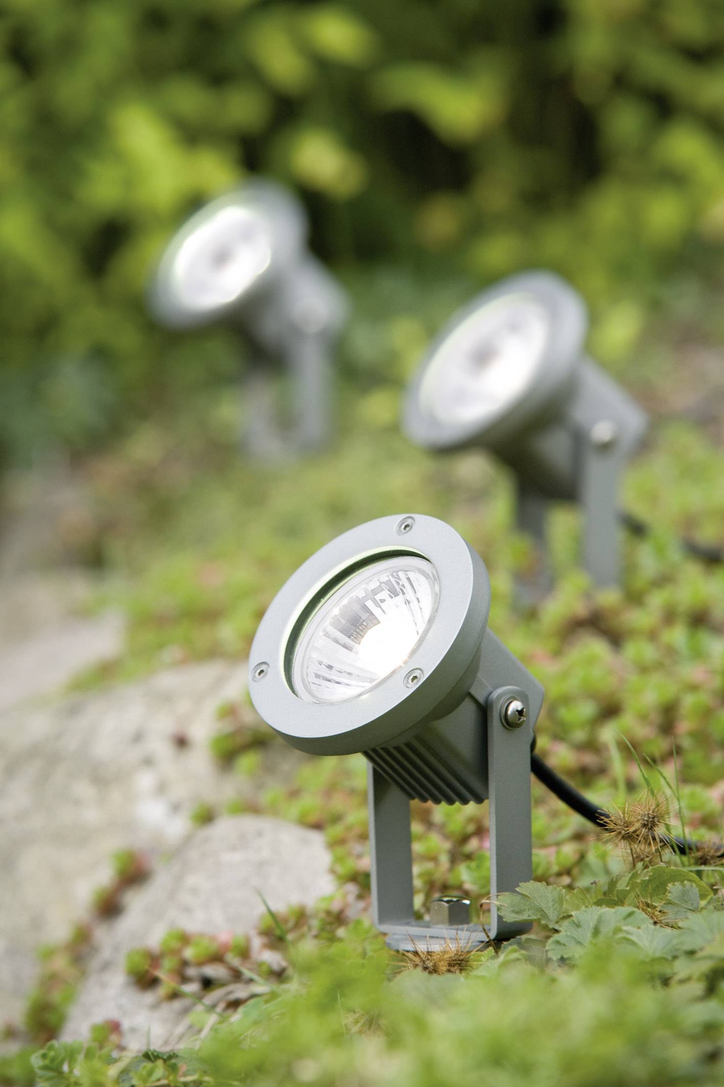 Gartenstrahler mit LED