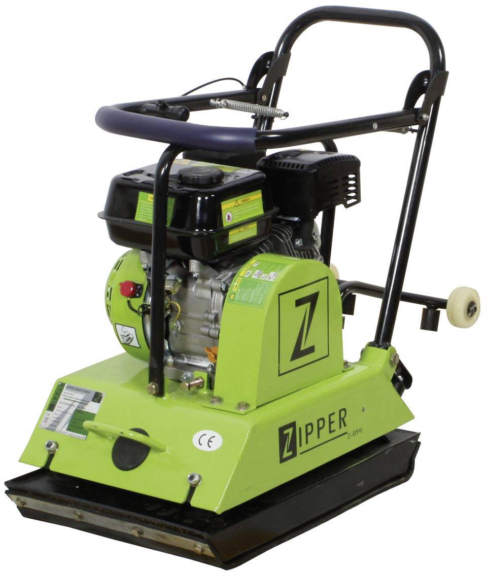 Eine grüne Rüttelplatte der Marke Zipper, Modell ZI-RPE90, mit schwarzem Motor und Griff, steht auf einer weißen Fläche.