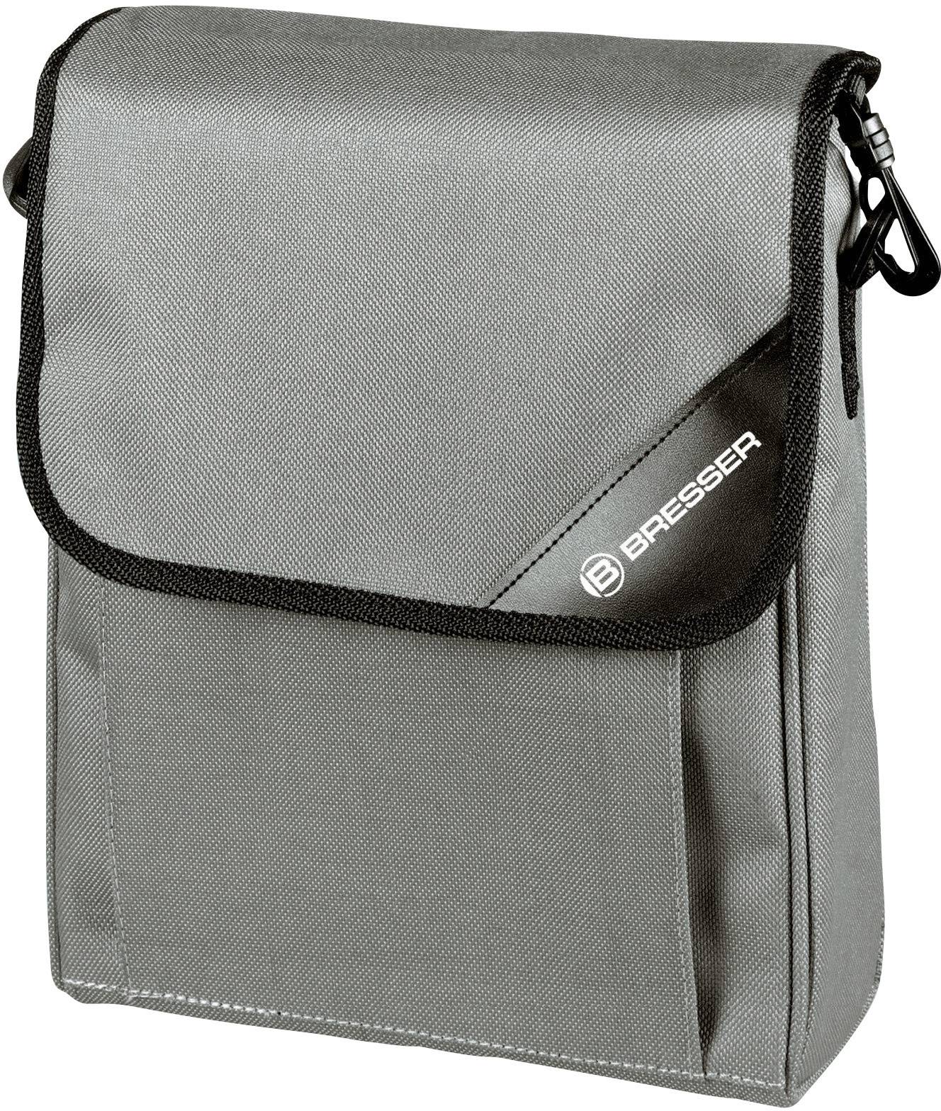 Graue Kameratasche mit Überschlag und schwarzem Rand, Marke 'Bresser'. Geeignet für den Transport von Kameras und Zubehör.
