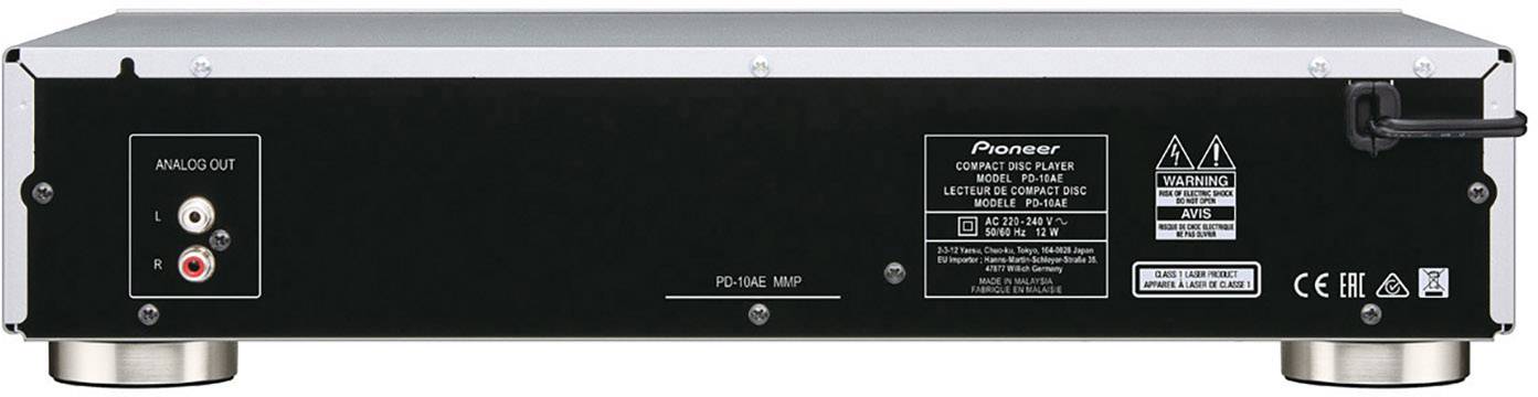 Die Rückseite eines CD-Players der Marke Pioneer, Modell 'PD-T507', mit Audioausgangsanschlüssen und technischen Informationen auf einem Etikett.