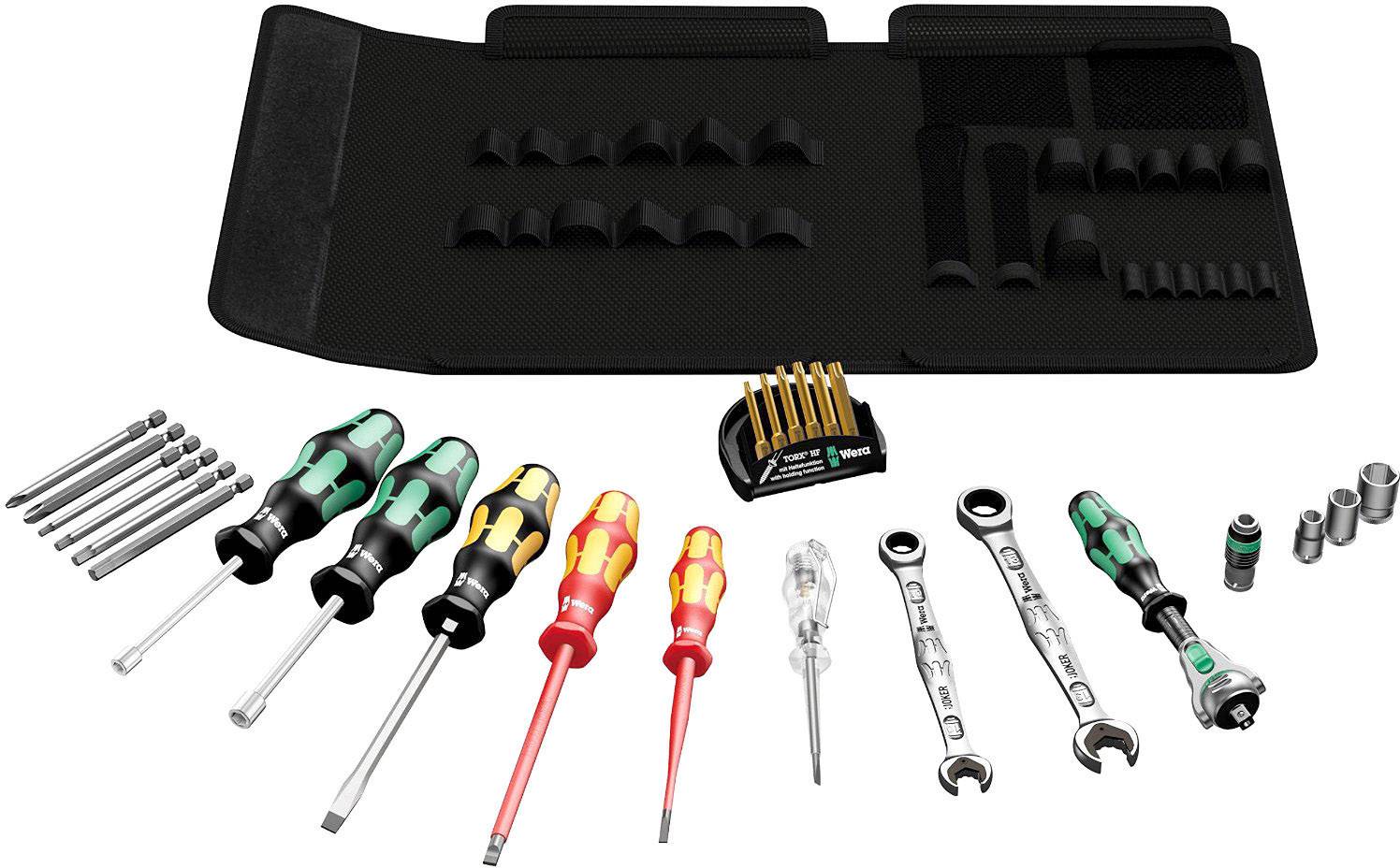 Ein Set von verschiedenen Schraubendrehern, Steckschlüsseln und Bits aufgerollt in einer Werkzeugmatte, geordnet nach Größe und Typ.
