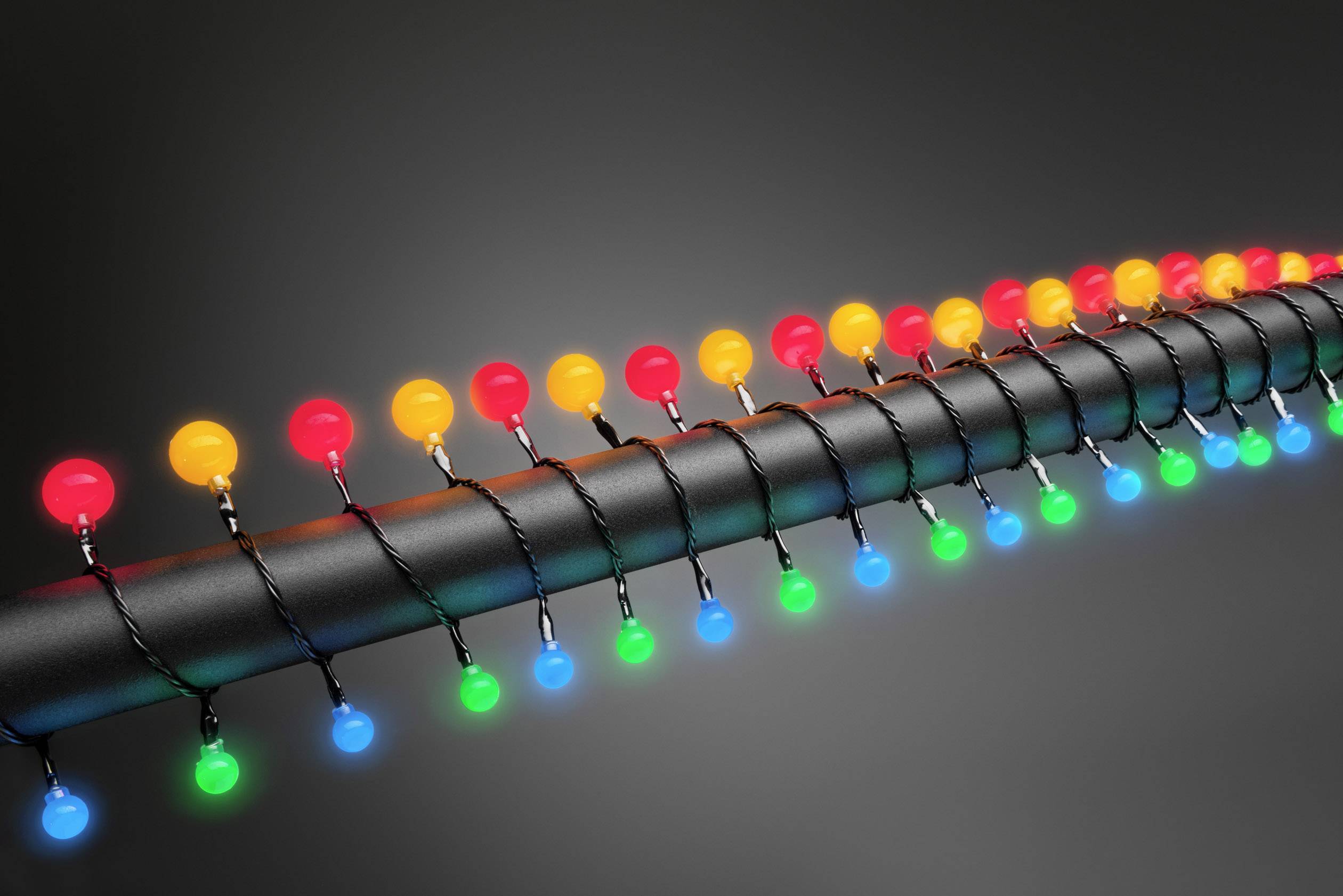 KONSTSMIDE Motiv-Lichterkette Kugeln Außen netzbetrieben 80 LED RGB Beleuchtete Länge: 6.32 m Konsts