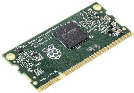 Eine Raspberry Pi Compute Module 3 Platine mit mehreren aufgelöteten Komponenten und dem Raspberry Pi Logo.