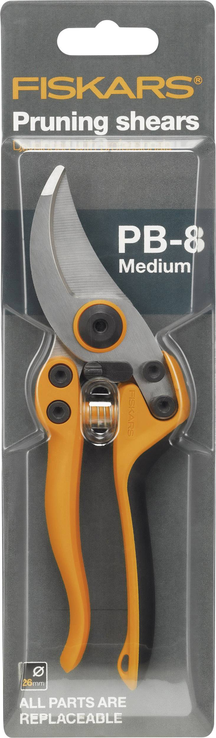 Verpackung einer Garten-Schere von Fiskars, Modell 'PB-8 Medium', mit orangefarbenem Griff und Aufschrift 'All parts are replaceable'.