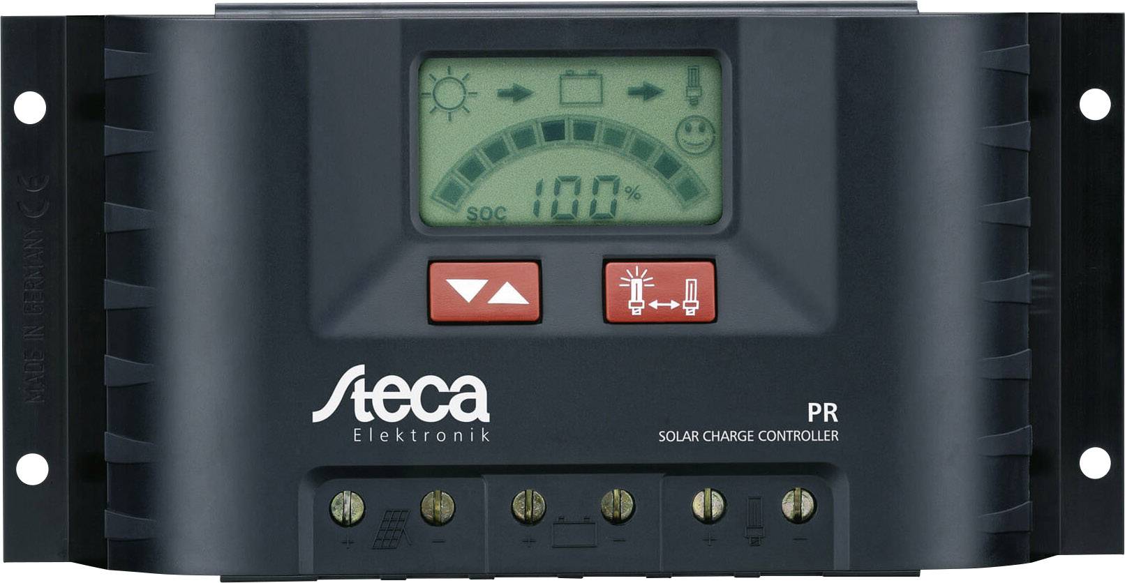 Ein Solar-Laderegler mit digitalem Display zeigt Batterieladestatus an. Markenname 'Steca Elektronik' und Modell 'PR' sind sichtbar.