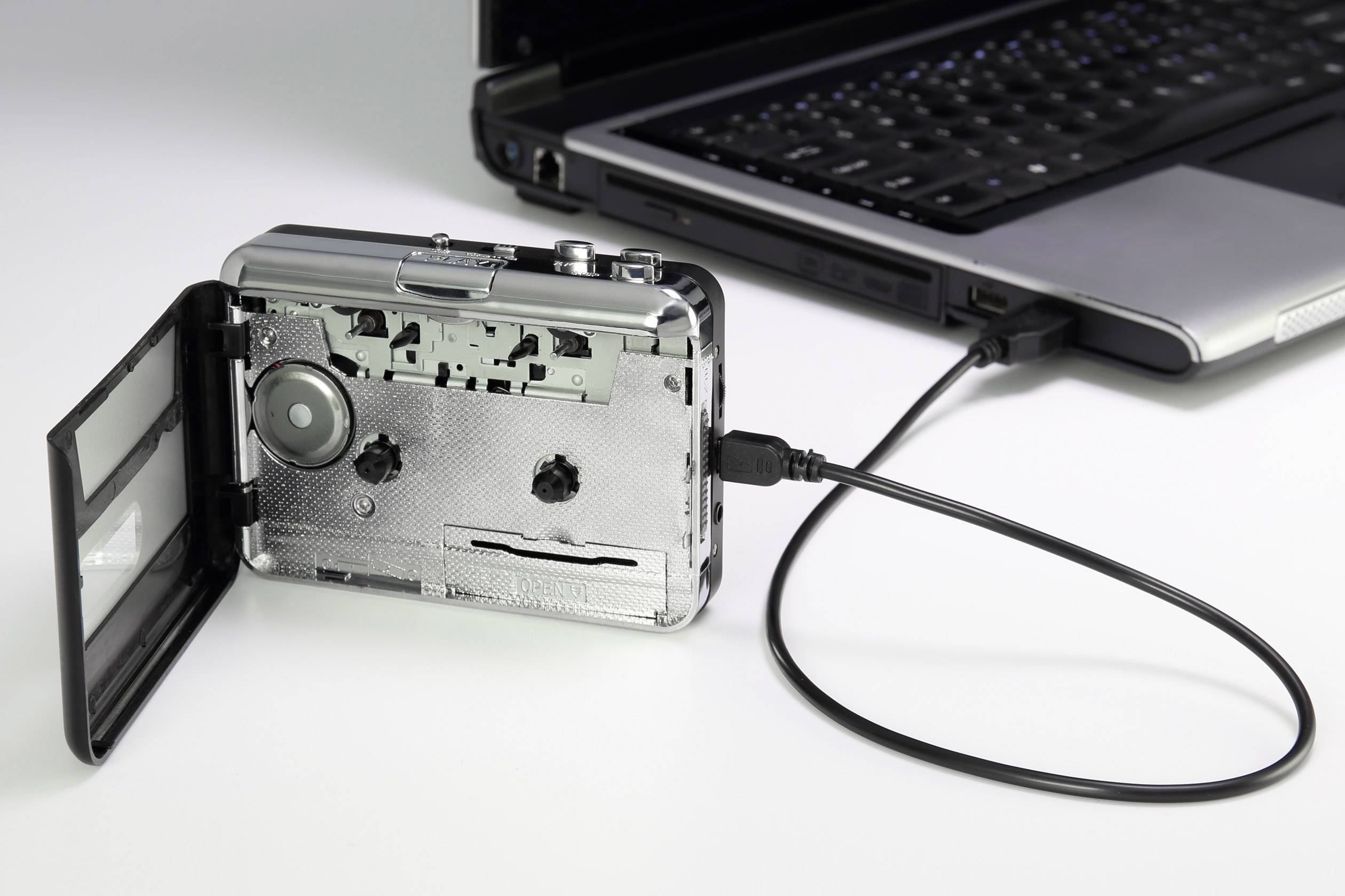 Basetech BT-USB-TAPE-100 Kassetten Digitalisierer Inkl. Kopfhörer-2