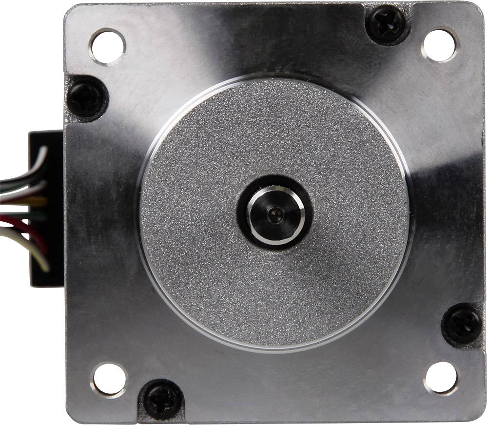 Ein quadratischer Schrittmotor mit vier Schraublöchern in den Ecken und Kabelverbindung auf der linken Seite.