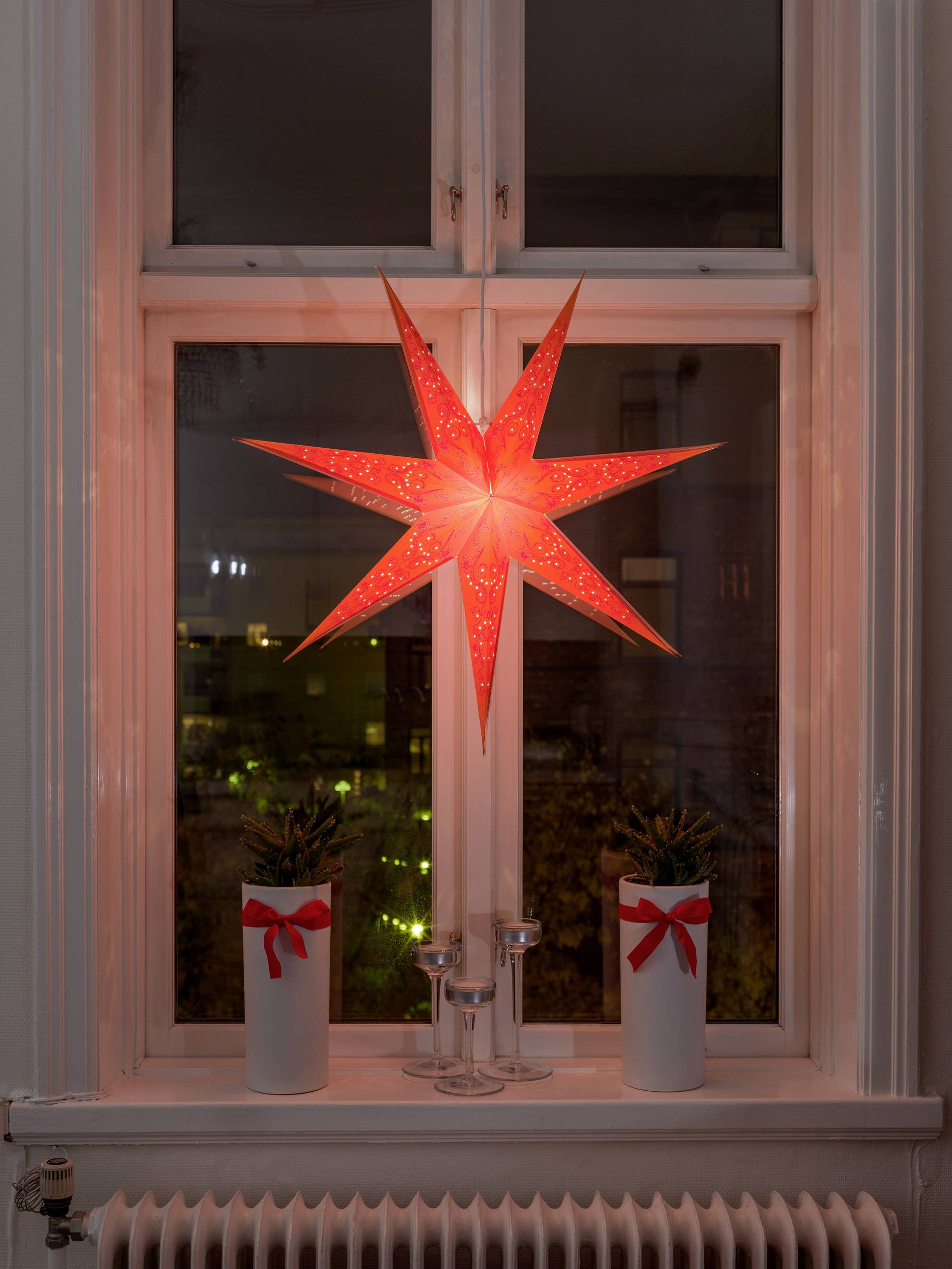 KONSTSMIDE 2982-185 Weihnachtsstern Glühlampe, LED Orange bestickt, mit ausgestanzten Motiven