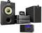 Eine schwarze Stereoanlage mit Lautsprechern und einem zentralen Display. Ein separates Radio mit LCD-Anzeige steht vorne.