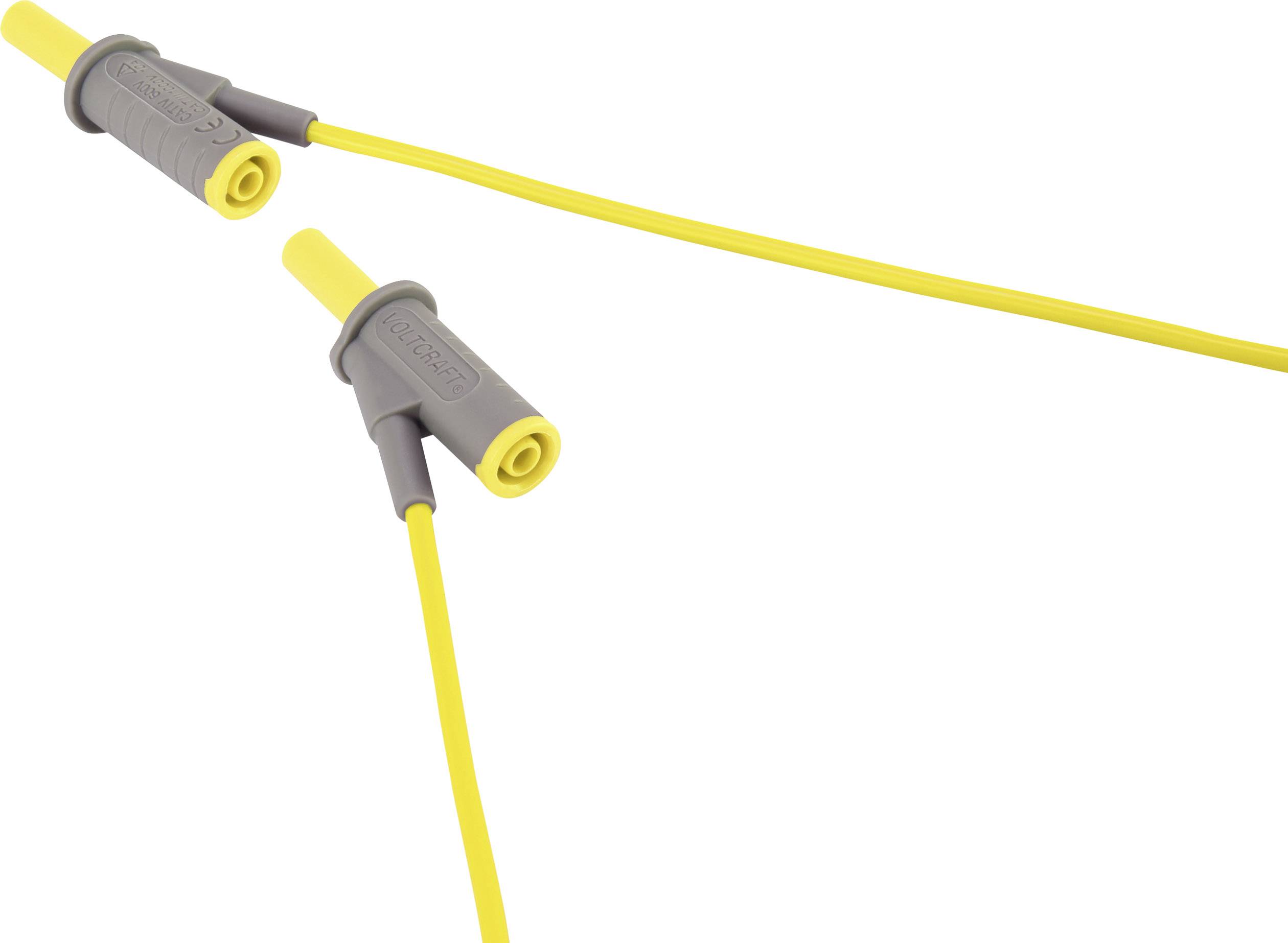 Zwei graue Verbinder mit gelben Kabeln, die in verschiedene Richtungen verlaufen. Adapter zum Verbinden elektrischer Geräte.