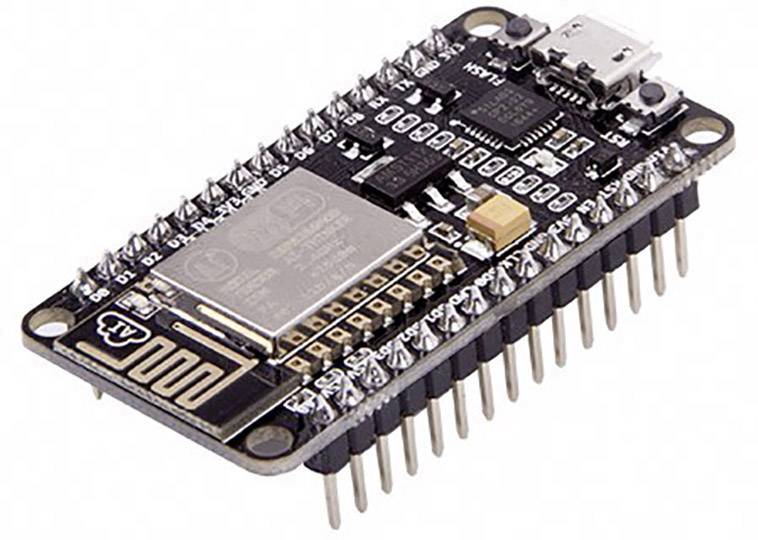 Mikrocontroller-Platine mit zahlreichen Pins und einem Mikro-USB-Anschluss. Sie wird häufig für elektronische Projekte genutzt.