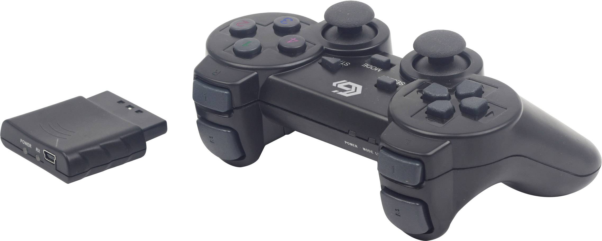 Ein schwarzer, kabelloser Gaming-Controller und ein USB-Empfänger liegen nebeneinander. Der Controller hat zwei Joysticks und mehrere Tasten.