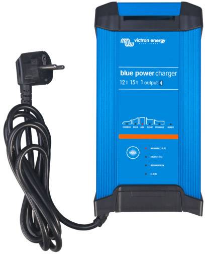 Blue Smart IP22 Charger 12/15(1) 230V CEE 7/7-1