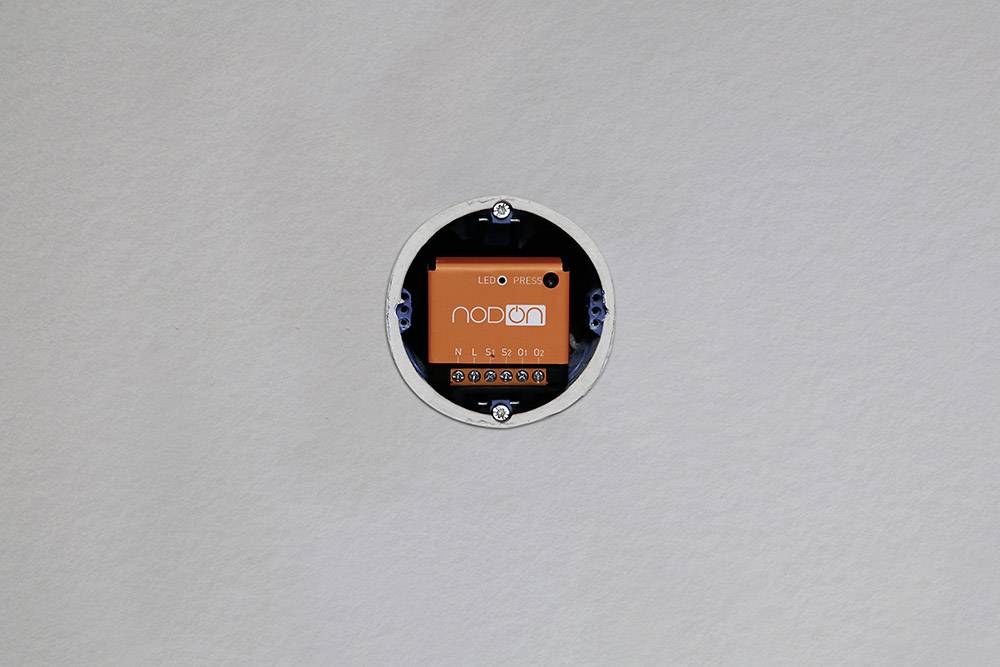 NodOn SIN-2-2-01 EnOcean Unterputz-Modul, 2x1,15W Schaltleistung, 2 Kanäle-3