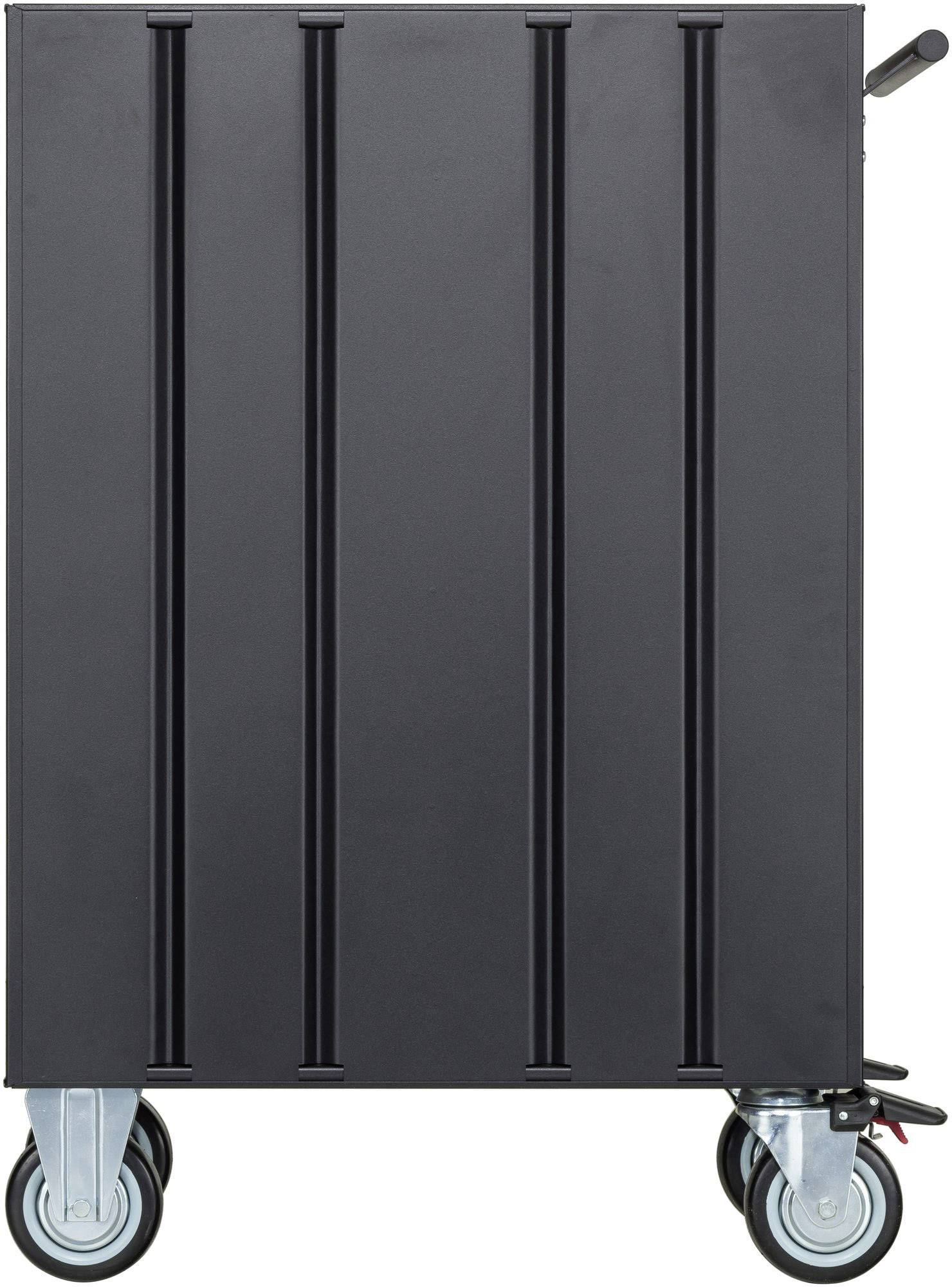 Schwarzer Metallwagen mit vier Rollen und Griff an der Seite.