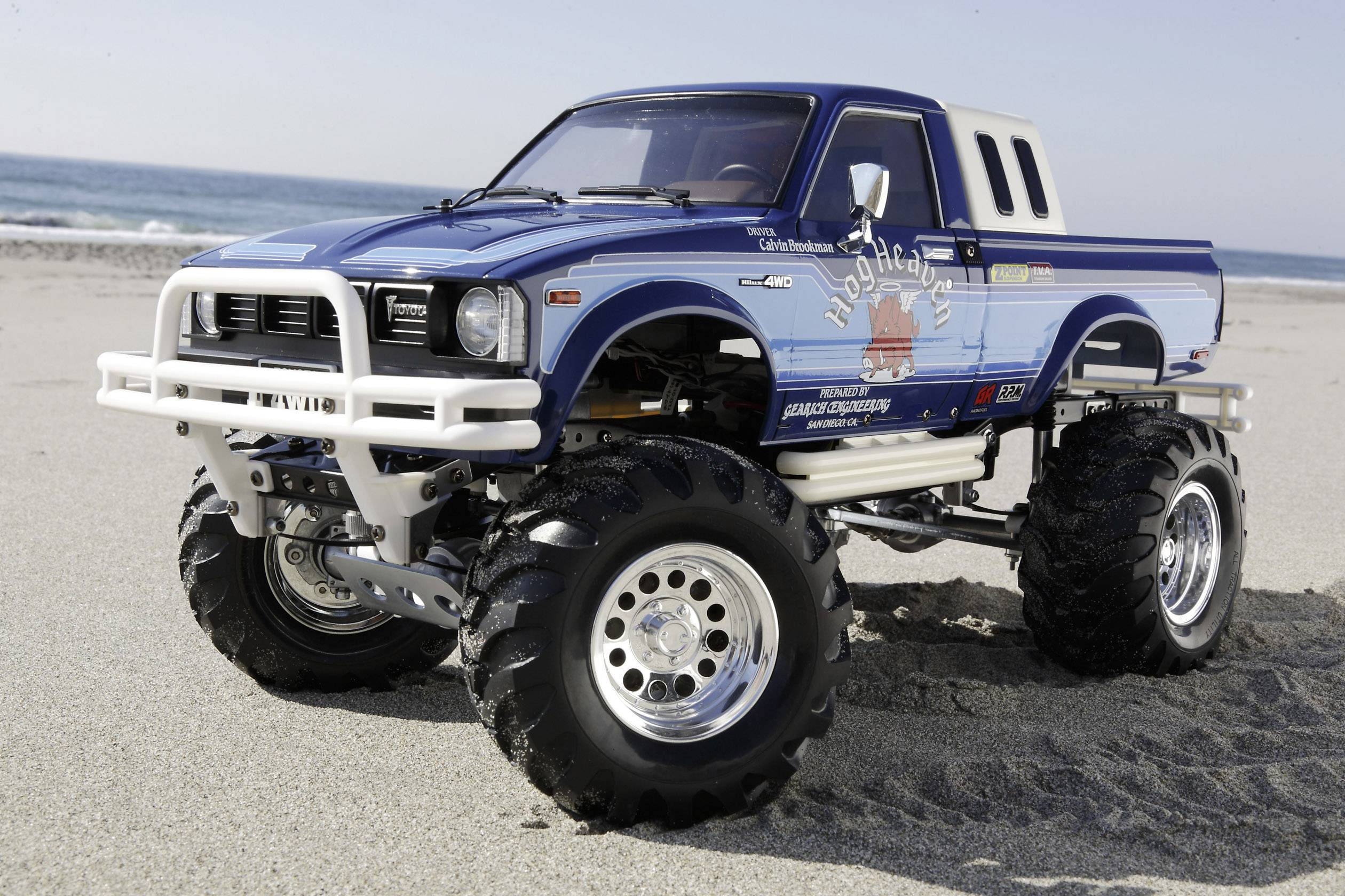 Tamiya Toyota 4x4 PickUp Bruiser Brushed 1:10 RC Modellauto Elektro Monstertruck Allradantrieb (4WD) Bausatz-1