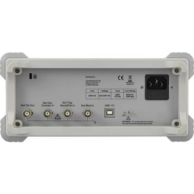 Rückseite eines elektronischen Geräts mit mehreren Anschlüssen, darunter USB, und einem Stromanschluss. Warnung vor elektrischem Schock.