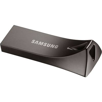 Ein schwarzer USB-Stick mit 'Samsung'-Logo darauf, leicht glänzende Oberfläche, modernes und kompaktes Design.