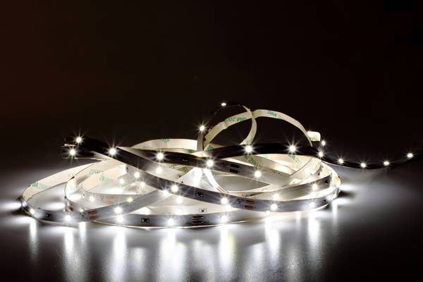 Müller-Licht 20100322 LED-Streifen-Komplettset mit Stecker 230 V 5 m Neutralweiß Piece 1 St.