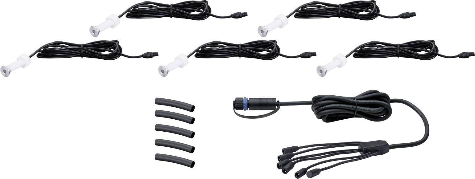 Fünf LED-Lichtleisten mit Kabeln, Verbinder und Gummischläuche auf weißem Hintergrund. Zubehör zur Installation von Lichtern.