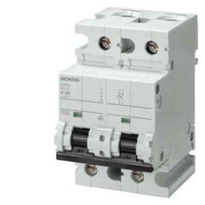 Doppelter Leistungsschalter von Siemens. Weiß mit mehreren Anschlüssen oben. Beschriftungen 'I/O' und 'B-16A' auf der Vorderseite.