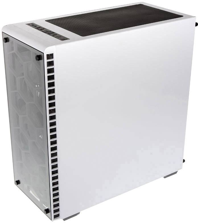 Ein weißes Computergehäuse mit durchsichtigem Seitenpanel und Lüftungsschlitzen an der Vorder- und Oberseite.