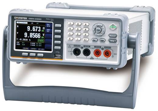 Elektronisches Messgerät mit Display zeigt Werte '9.673' und '9.8566'. Bedienknöpfe und Anschlussbuchsen sind sichtbar.
