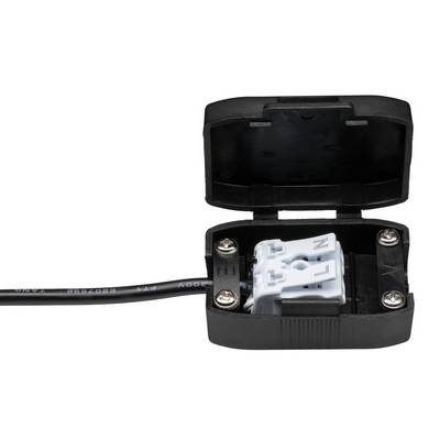 Geöffneter schwarzer Kabelverbinder mit innenliegenden Klemmen und angeschlossenem Kabel, bereit zur elektrischen Verbindung.