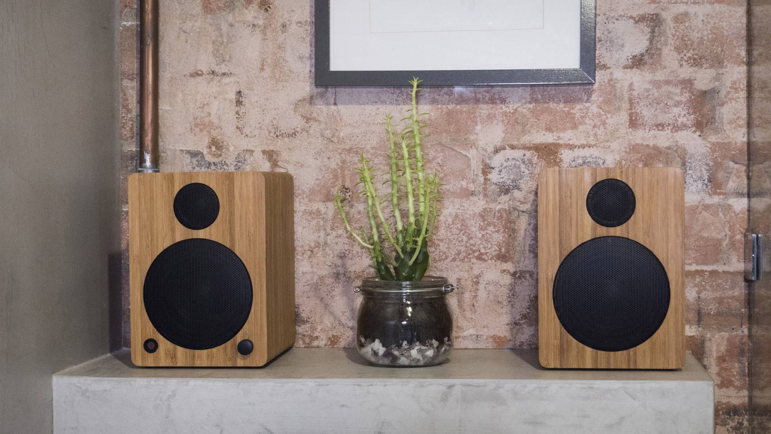 Studio- und Monitorboxen