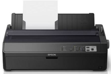 Ein schwarzer Epson-Drucker mit einem eingelegten Blatt Papier, bereit zum Drucken. Die Druckersteuerungen sind sichtbar.