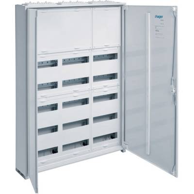 Ein geöffneter Schaltschrank mit mehreren Abschnitten und montierten Modulen, bereit für elektrische Installationen.