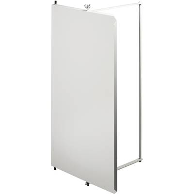 Ein weißes Element ist an einem metallischen Rahmen befestigt, möglicherweise Teil eines Displaysystems oder einer Trennwand.