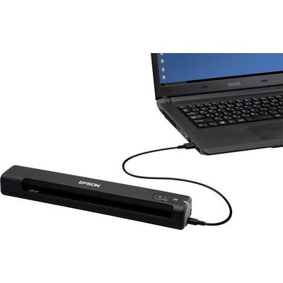 Ein tragbarer Epson-Scanner ist über ein Kabel mit einem Laptop verbunden. Der Laptop-Bildschirm zeigt eine Desktop-Oberfläche.