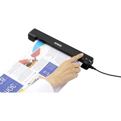 Eine Hand scannt ein buntes Dokument mit einem mobilen Epson-Scanner. Das Gerät ist schlank und schwarz, befindet sich im Einsatz.