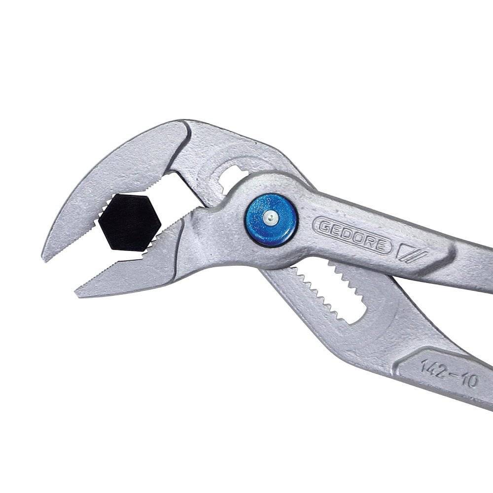 Eine verstellbare Wasserpumpenzange aus Stahl mit gezackten Greifbacken, geeignet zum Greifen und Halten von Rohren oder Muttern.