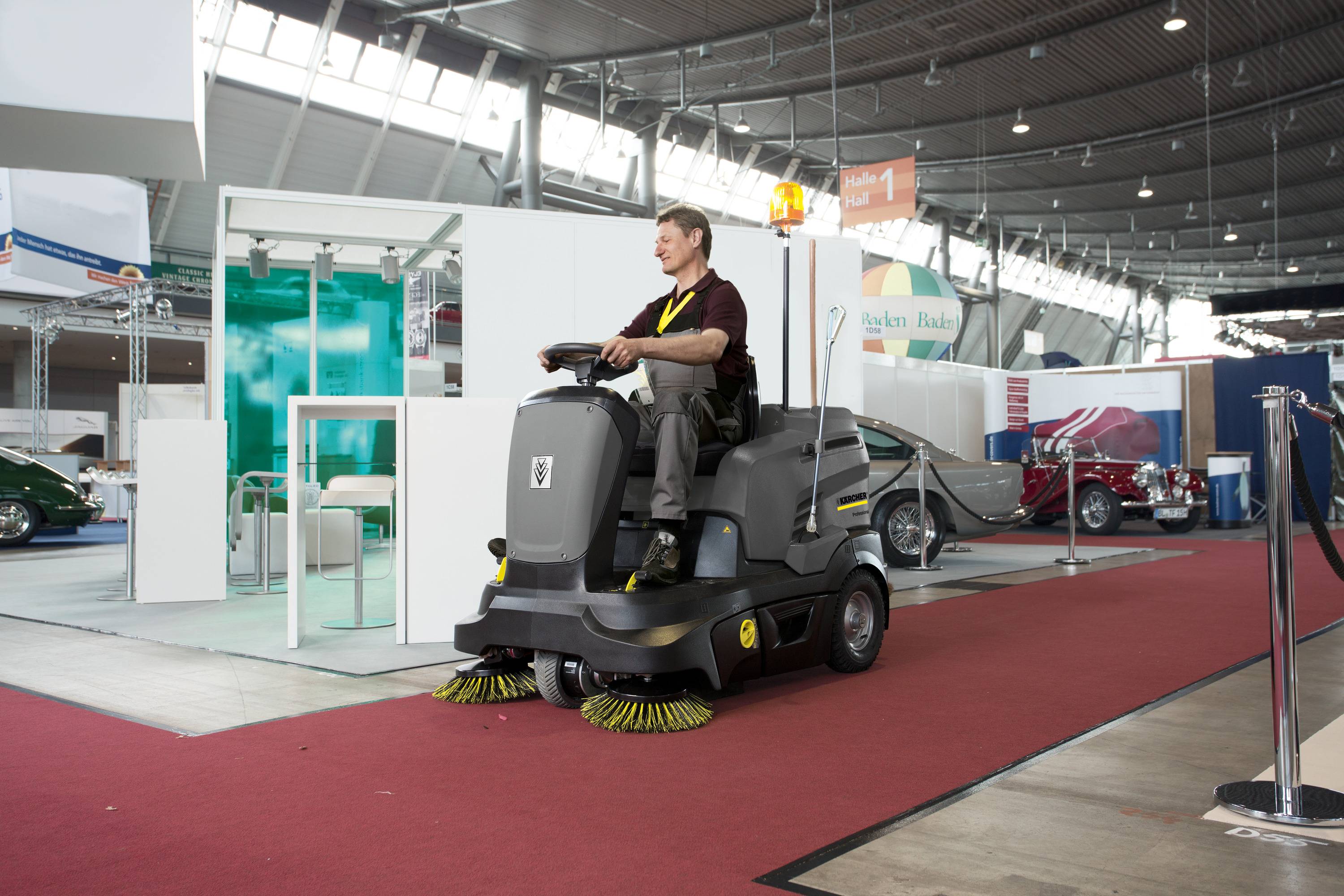 Kärcher Aufsitz-Scheuersaugmaschine KM 90/60 R Bp Pack-1