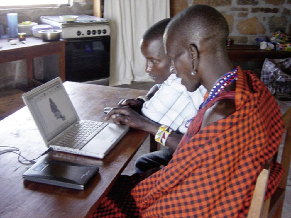 Power Traveller Powergorilla Powerbank 24000 mAh Quick Charge 3.0 LiPo USB-A Schwarz Outdoor, Statusanzeige-14