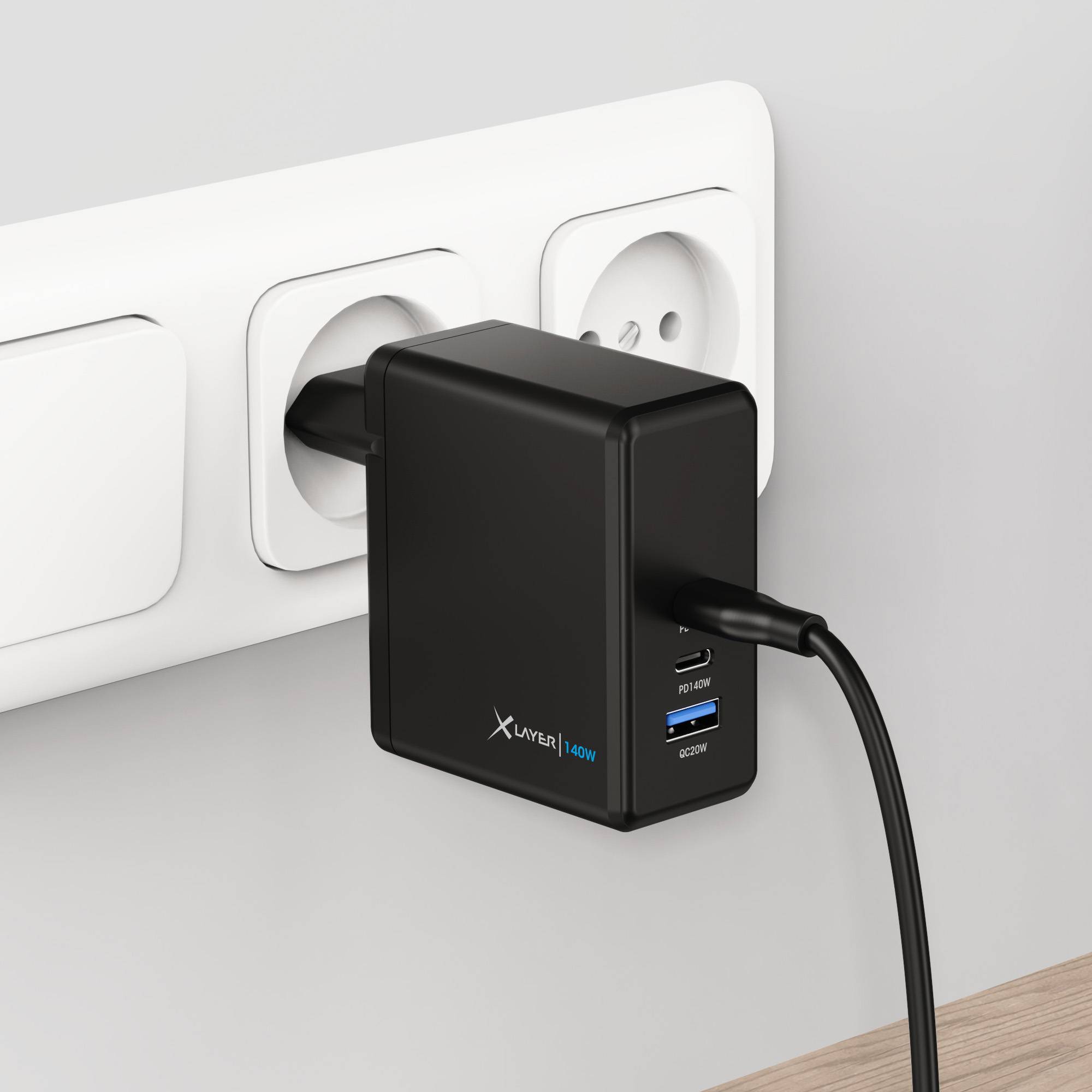 Ladegerät XLayer Powercharger 140W mit 2x USB Typ C & 1x USB Typ A schwarz-5