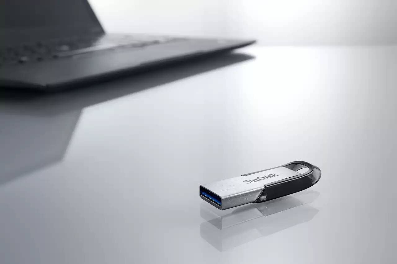 SanDisk Ultra Flair - USB-Flash-Laufwerk - 1-3
