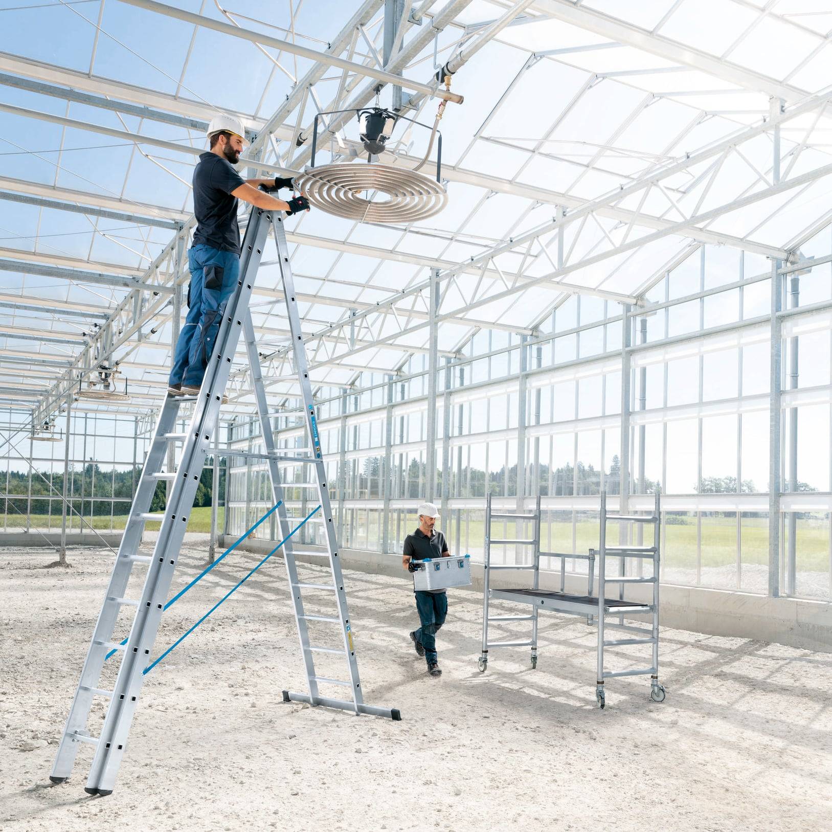 Zarges Skymaster X Mehrzweckleiter 3x8 Sprossen-1
