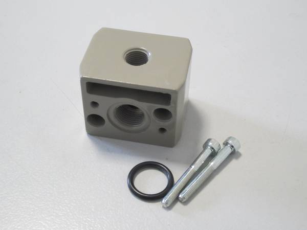 Pneumax 17240, Zwischenblock (alt. 17240)