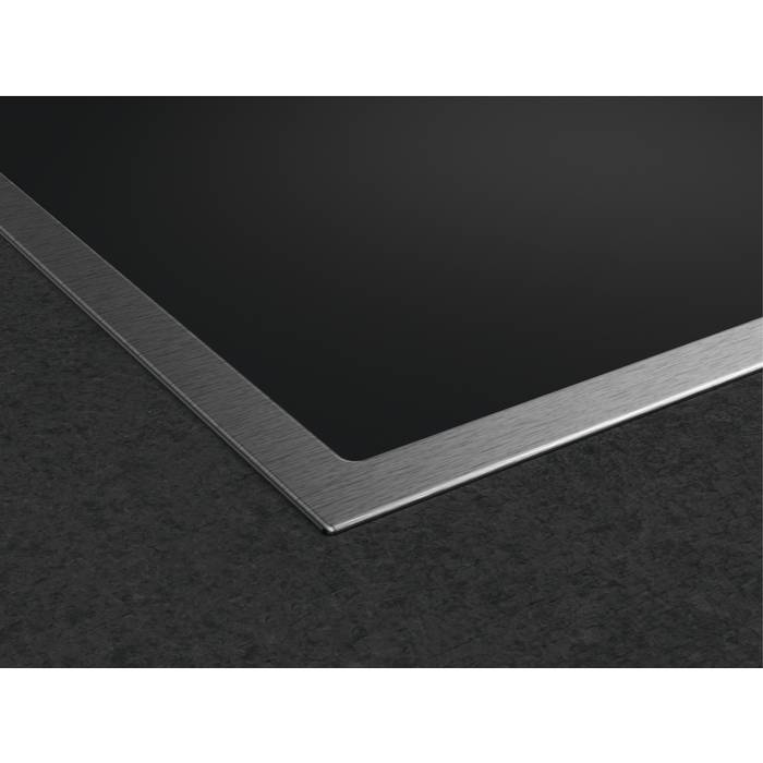 AEG Power Solutions AEG TO74IB00UB, Schwarz, Edelstahl, Integriert, 69 cm, Zonen-Induktionskochfeld,-1