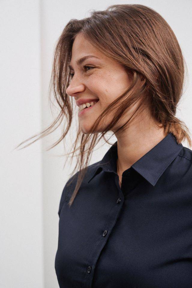 Ladies' Shirt Shortsleeve Poplin Klassisches Shirt aus pflegeleichtem Mischgewebe braun, Gr. M-2