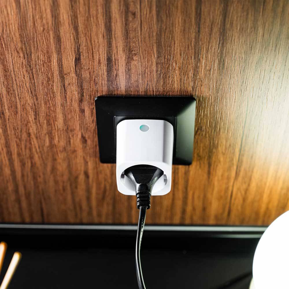 Shelly · Plug & Play Plug M Gen3 Matter · 4er Set · Smarter Zwischenstecker · 13A · Messfunktion · WLAN · BT · w-2