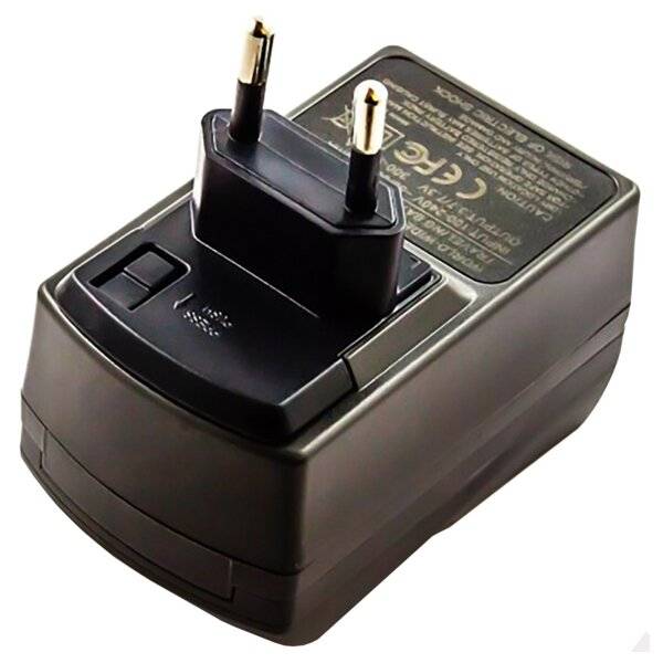 Ladegerät für CR2, RCR2, CR123 und RCR123 A, 3V Akkus unbestückt
