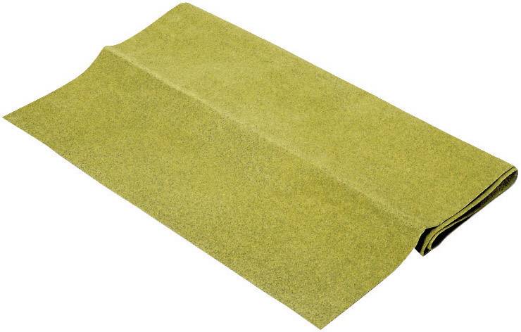 Ein aufgerolltes Stück Schleifpapier in gelber Farbe, bereit zur Verwendung für Oberflächenbearbeitung oder Holzarbeiten.