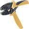 Kreppzange mit gelbem Griff, offen dargestellt. Verwendet für das Crimpen von Kabelenden in elektrischen Anwendungen.