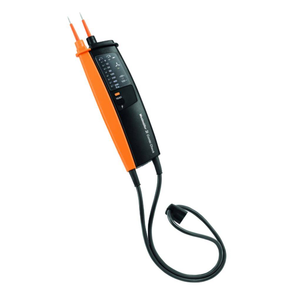 Ein Spannungsprüfer mit zwei Kabeln zum Messen elektrischer Spannung. Schwarzes Gehäuse mit orangefarbenen Akzenten.